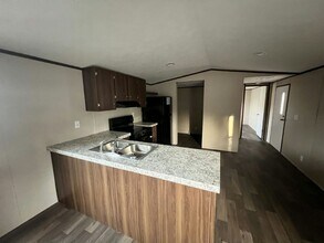 57 Tower Manor Cir W in Auburndale, FL - Building Photo - Building Photo