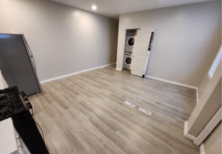 348 W Queen Ln in Philadelphia, PA - Building Photo - Building Photo