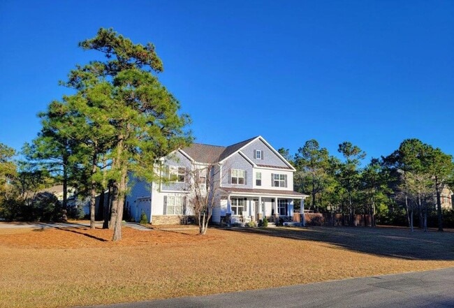 property at 304 E Dolphin View