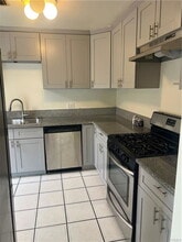 7357 Darby Ave in Los Angeles, CA - Building Photo - Building Photo