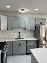 924 Stuyvesant Ave, Unit P1 in Irvington, NJ - Building Photo - Building Photo