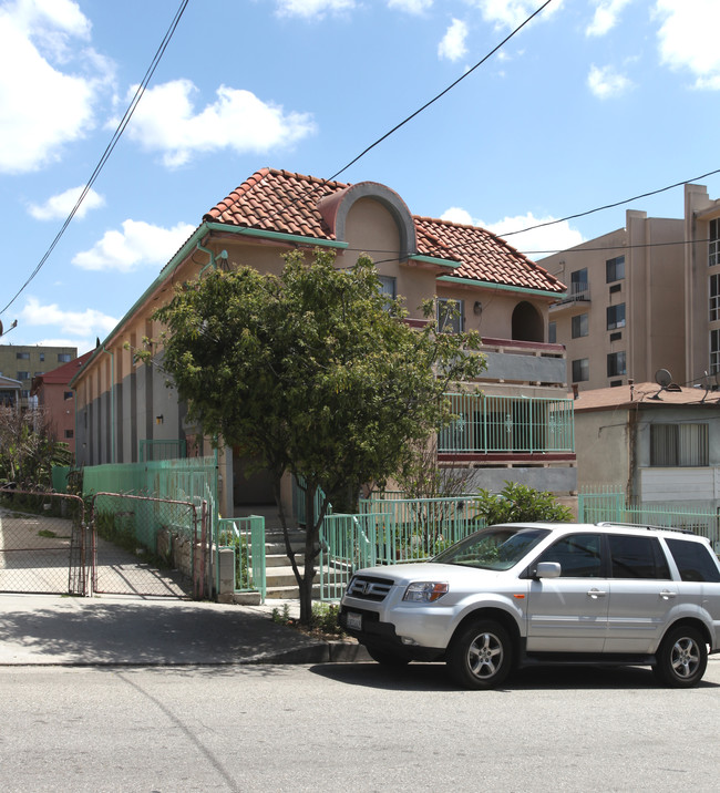 632 N Bunker Hill Ave in Los Angeles, CA - Building Photo - Building Photo