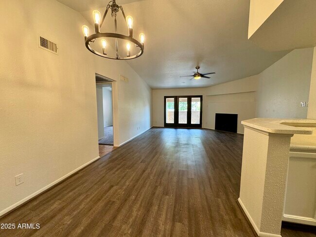 7950 E Starlight Way in Scottsdale, AZ - Building Photo - Building Photo