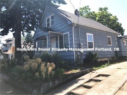 1124 NE Roselawn St in Portland, OR - Building Photo - Building Photo