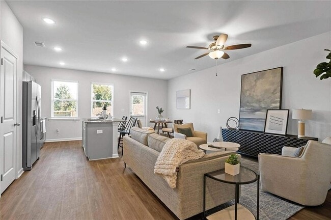 10 American Ave in Newnan, GA - Building Photo - Building Photo