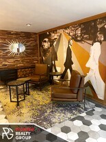 518 W Wrightwood Ave, Unit 4C in Chicago, IL - Building Photo