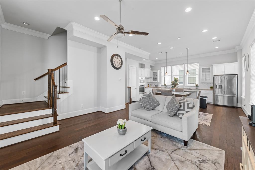 9618 Riddlewood Ln in Houston, TX - Building Photo