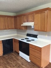 719 S Buffalo St in Marshfield, MO - Building Photo - Building Photo