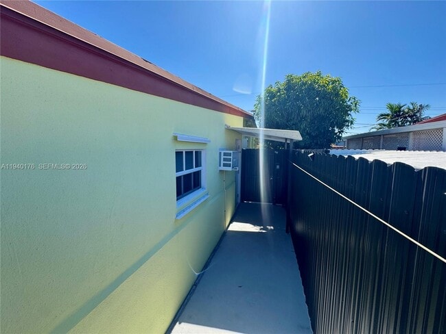 1056 W 67th St in Hialeah, FL - Building Photo - Building Photo