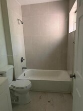 650 SW 11th St in Homestead, FL - Building Photo - Building Photo