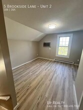 Brookfield Apartments in Woodstock, CT - Building Photo - Building Photo