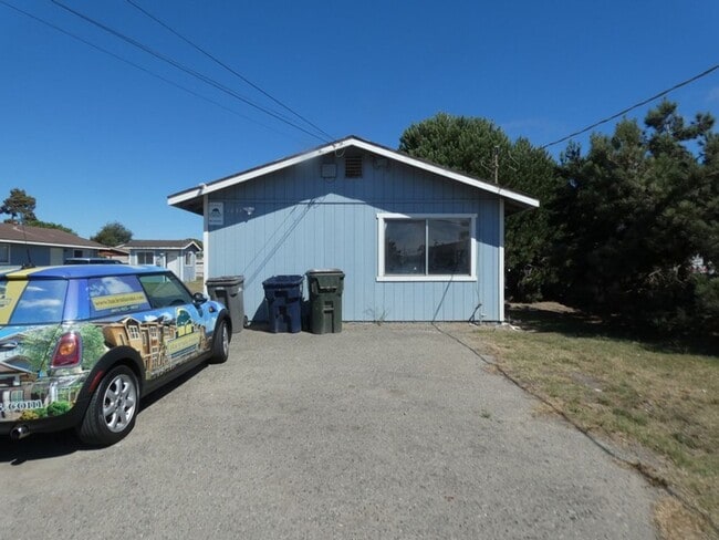 property at 1034 Obispo St