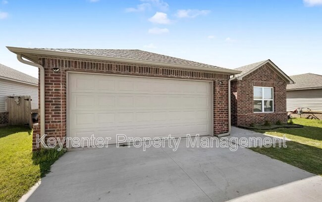 1504 Chuck Wagon Dr in El Reno, OK - Foto de edificio - Building Photo