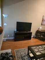 1962 Augusta Dr in Houston, TX - Building Photo