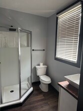 126 Montgomery St in Troy, AL - Foto de edificio - Building Photo