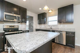 2668 Winding Valley Dr in Fenton, MO - Foto de edificio - Building Photo