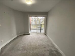 2268 Shaughnessy St in Port Coquitlam, BC - Building Photo - Building Photo