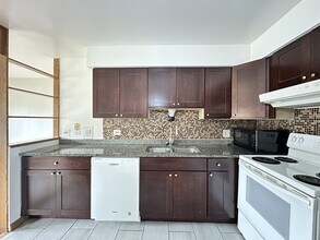 1639 Oakwood Ave in Des Plaines, IL - Building Photo - Building Photo