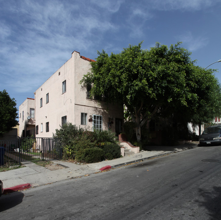 933-937 Marview Ave in Los Angeles, CA - Building Photo