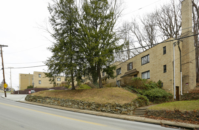 Lincoln Terrace in Pittsburgh, PA - Building Photo - Building Photo