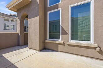 817 Estancia Ter in Hayward, CA - Building Photo - Building Photo