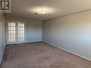 6 Corvette Ct in Brampton, ON - Building Photo - Building Photo