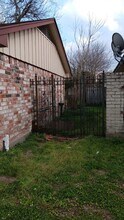 6311 Hidden Arbor Ln in Houston, TX - Building Photo - Building Photo