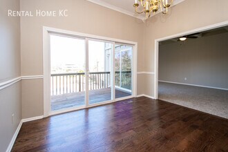 4406 W 111th Terrace in Leawood, KS - Building Photo - Building Photo