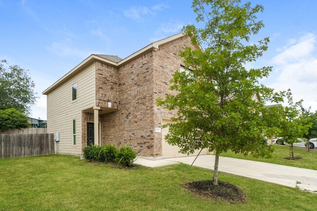 8707 Tesoro Hills in San Antonio, TX - Building Photo - Building Photo