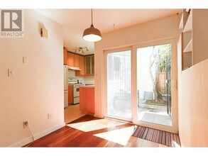 1160 E Pender St in Vancouver, BC - Building Photo - Building Photo
