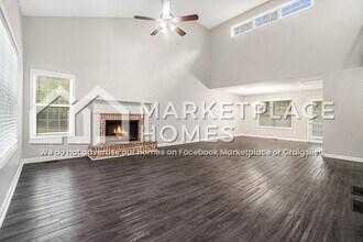 141 Stable Ln in Dallas, GA - Building Photo - Building Photo