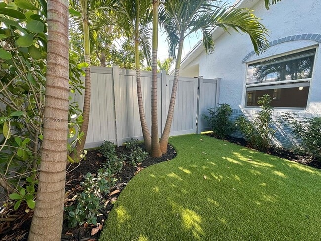 property at 1109 NE 6th Ave