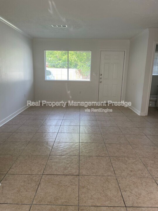 807 Danna St in League City, TX - Building Photo