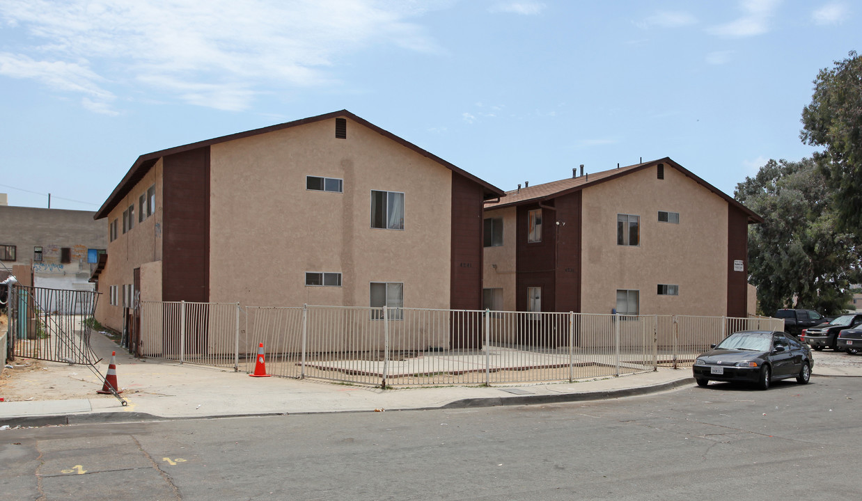 4231-4241 Logan Ave in San Diego, CA - Building Photo