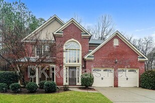 1072 Blankets Creek Dr in Canton, GA - Building Photo