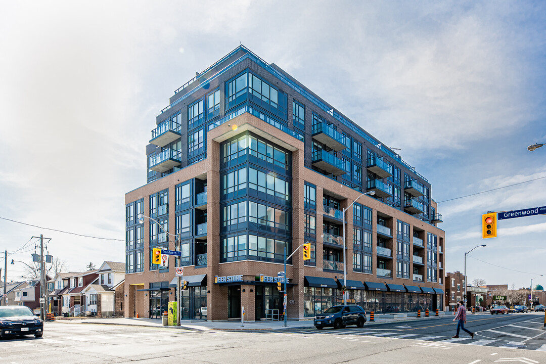 Platform Condos in Toronto, ON - Building Photo