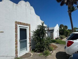 314 Pierce Ave in Cape Canaveral, FL - Building Photo
