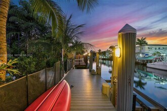 1361 NE 104th St in Miami Shores, FL - Building Photo - Building Photo