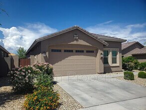 16562 W Charlotte Dr in Surprise, AZ - Building Photo - Building Photo