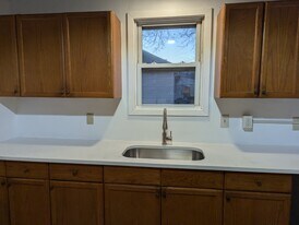 141 6th St in Bristol, CT - Building Photo