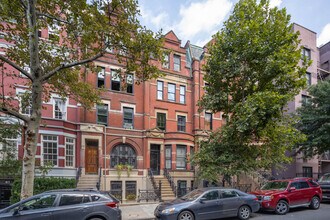 134 W 82nd St in New York, NY - Foto de edificio - Building Photo