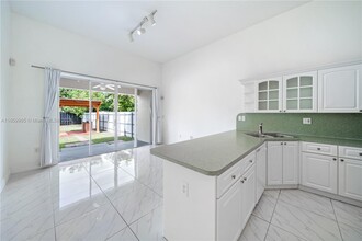 14105 SW 168th Ln in Miami, FL - Foto de edificio - Building Photo