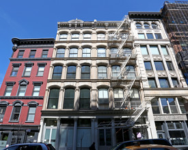 426-428 Broome St in New York, NY - Building Photo - Building Photo