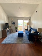 10263 Gandy Blvd N in St. Petersburg, FL - Building Photo - Building Photo
