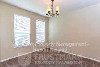 212 Crowfoot Dr in Harker Heights, TX - Building Photo - Building Photo