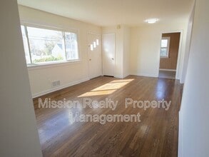 2500 Byron St in Richmond, VA - Building Photo - Building Photo