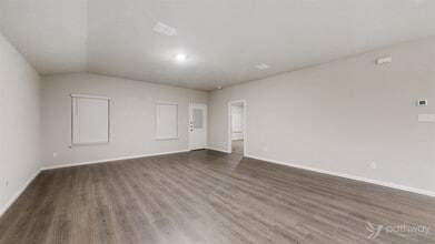 1616 Garysburg Ct in Fort Worth, TX - Foto de edificio - Building Photo