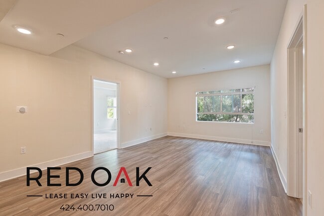 property at 4464 Vista Del Monte Ave