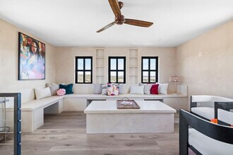 2701 Bumble Bee Dr in Spicewood, TX - Building Photo - Building Photo