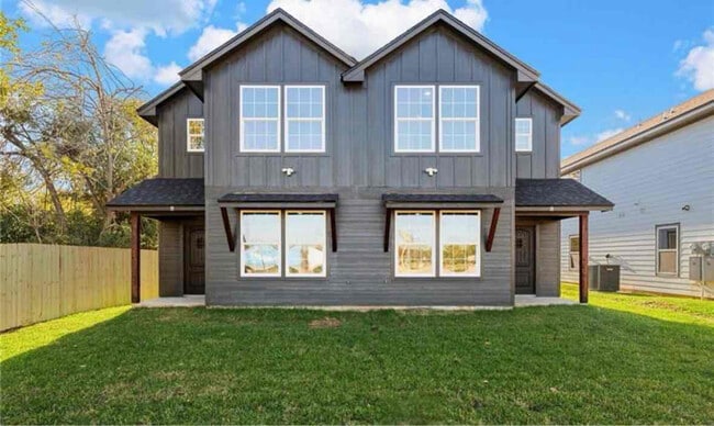2020 Bagby Ave-Unit -A in Waco, TX - Building Photo - Building Photo